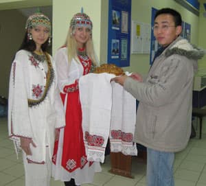 По-китайски говорить